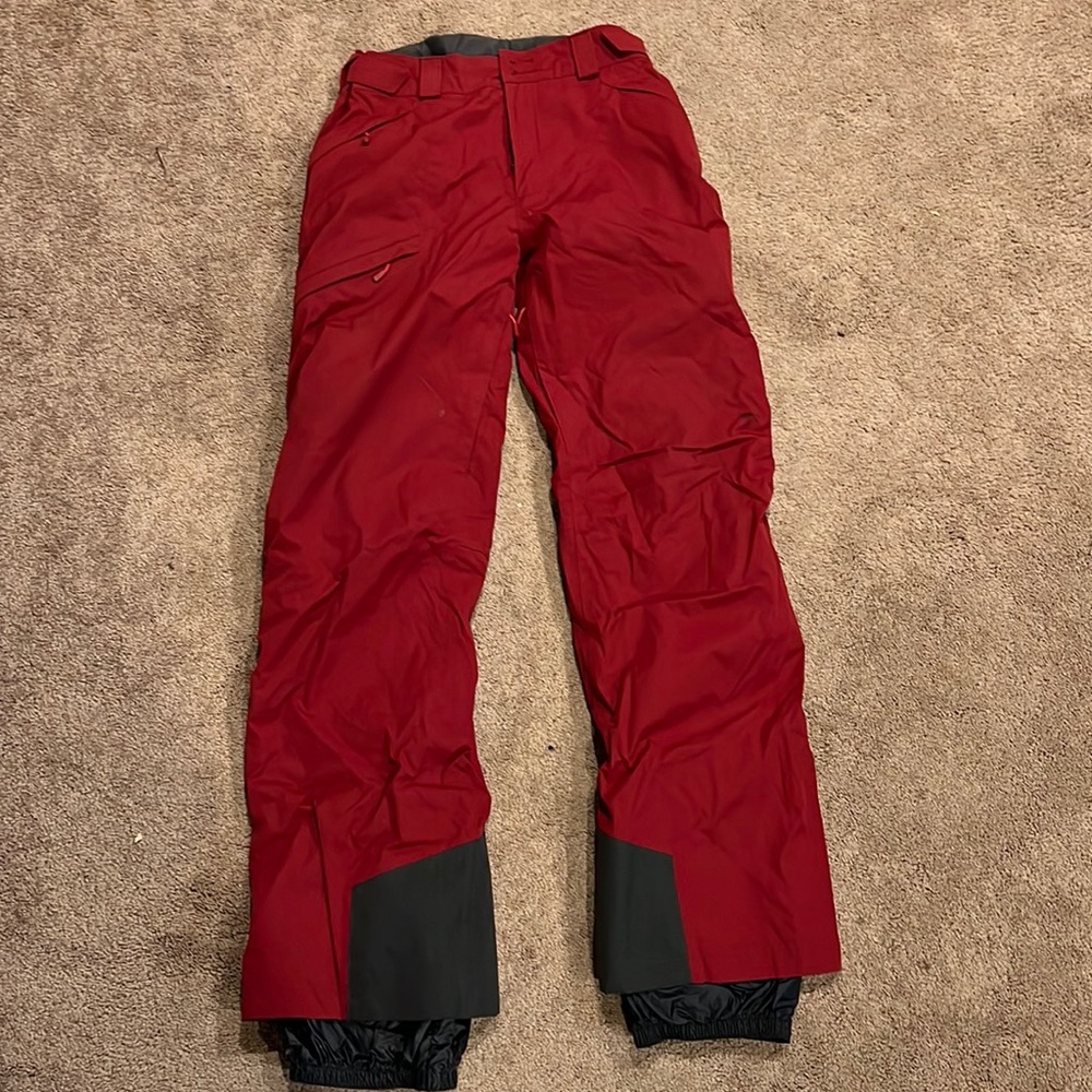 Mountain hardware ski pants